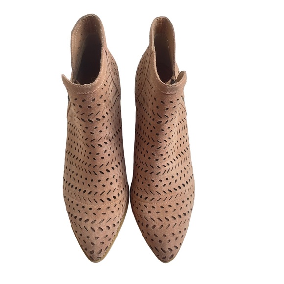 Seychelles Chaparral Lasercut Suede Leather Heeled Ankle Booties Ginger Pink - Picture 4 of 10